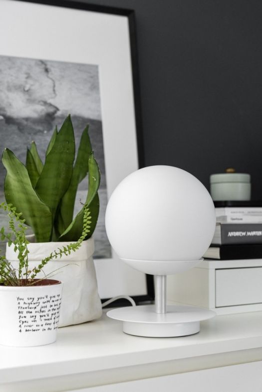 Lampe à poser rose PLAAT ST