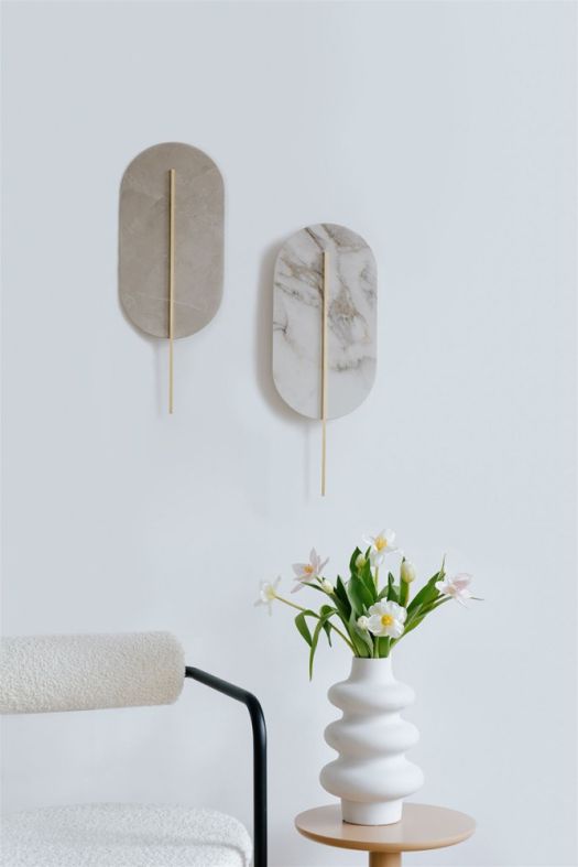 ROKKE applique murale noire avec détails en laiton