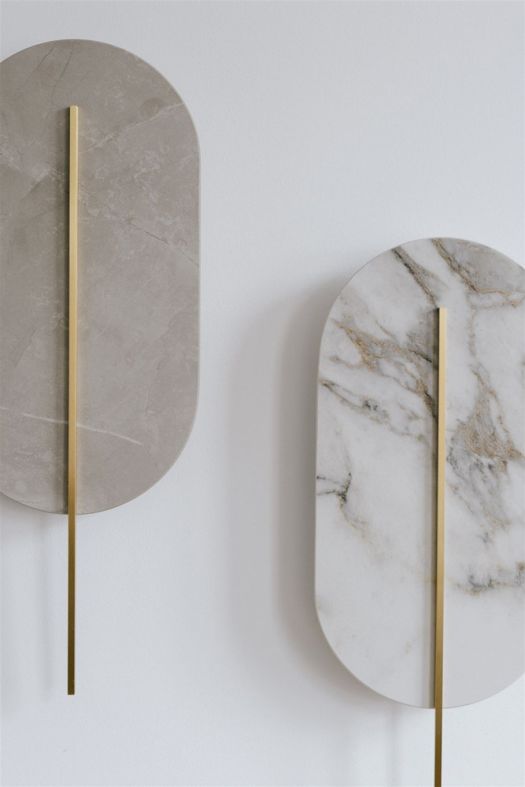 ROKKE applique murale blanche avec détails en laitonx