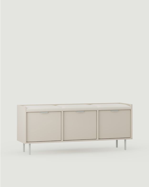 Szafka na buty z siedziskiem SIGI SBG4
Kolor: Otulający Kaszmir
Kolor tapicerki: Senja 01
Noga: Mleczna Pistacja
Uchwyt: Uchwyt LAYERS 110 Mleczna Pistacja