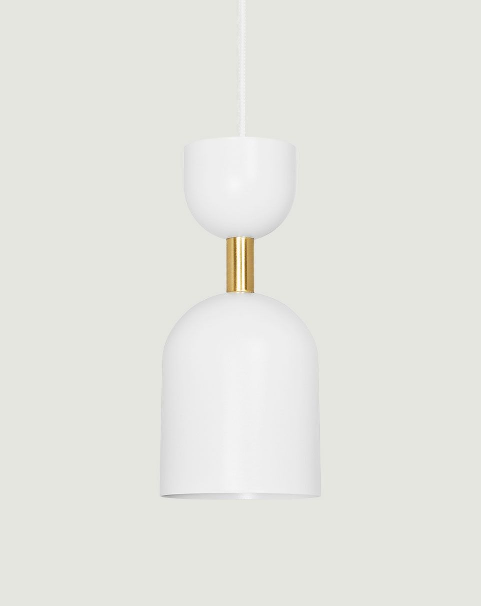 SUPURU plafonnier blanc avec tube en laiton