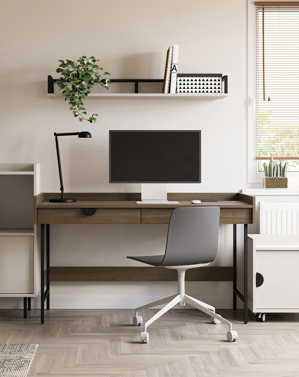 Bureau SIGI BS2
Couleur : Noyer foncé
Pied : Noir
Poignée : Poignée RIND Noir