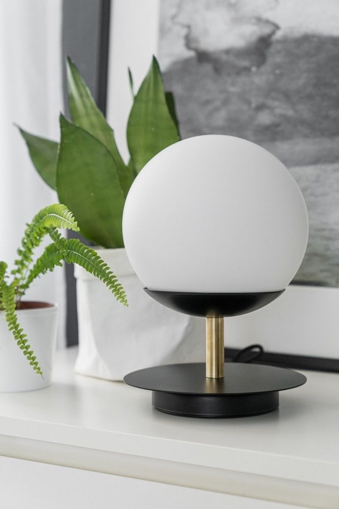 PLAAT ST lampe de table noire avec laiton