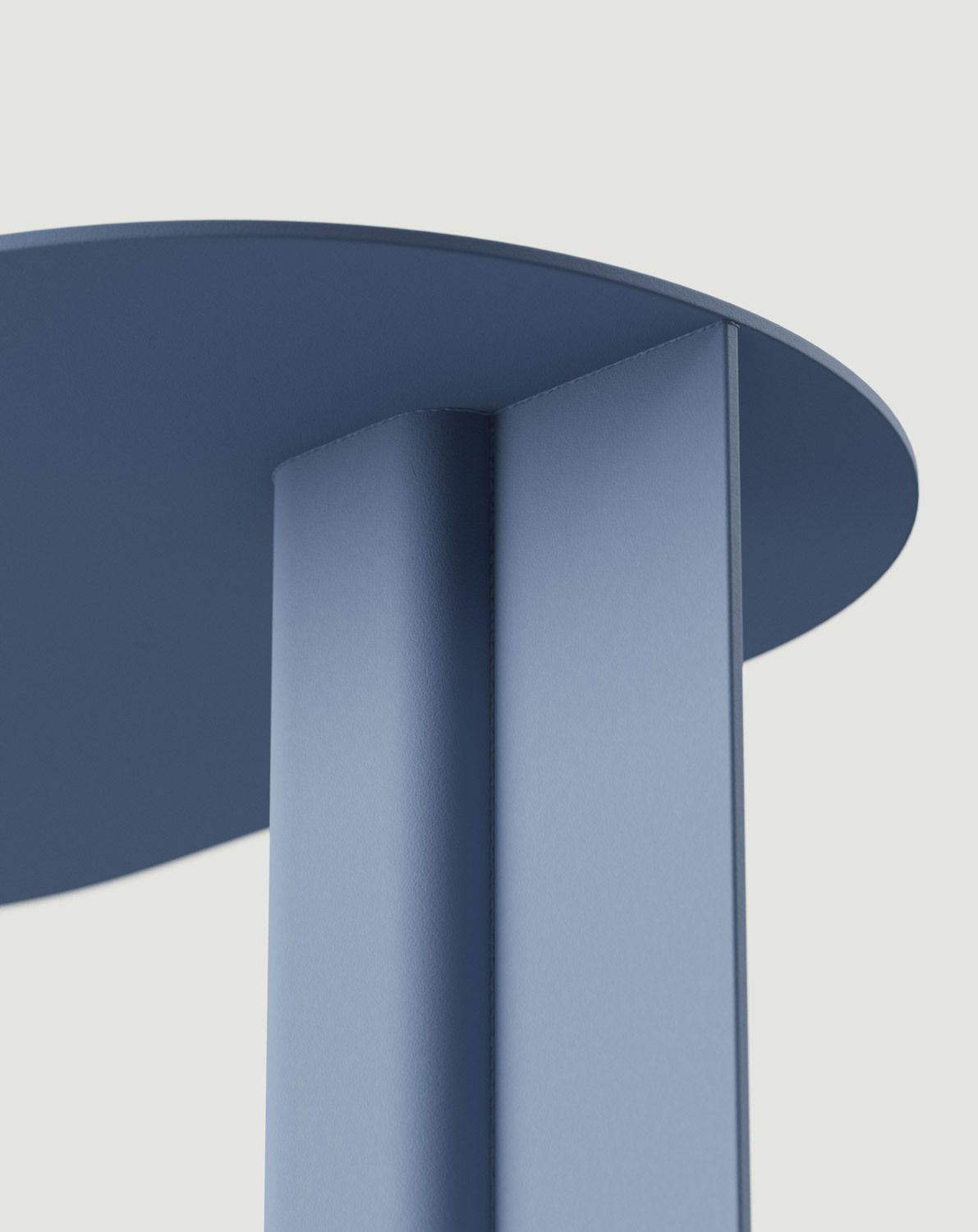 LONDO table auxiliaire en acier bleu tourterelle
                            